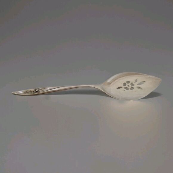 MORNING ROSE Oneida Community silverplate Solid Pierced Pie Server - Picture 2 of 4